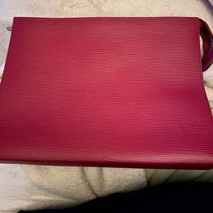 Louis Vuitton Toiletry 26